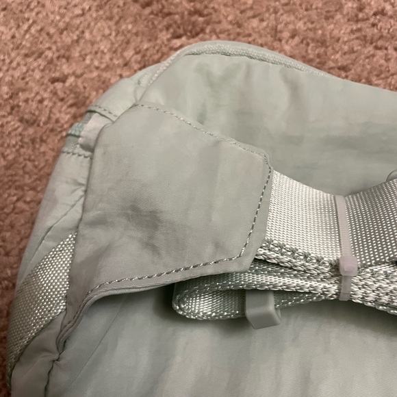 GAIAM WAIST PACK - Picture 5 of 8